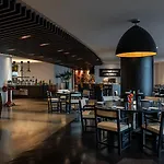 Vacay Lettings - Damac Prive Studio
